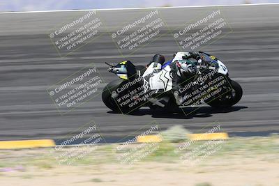 media/Apr-05-2024-Apex Assassins-CVMA Friday Practice (Fri) [[ee2ef04f2b]]/3-Racer 2/Session 3 (Bowl Speed Pans)/